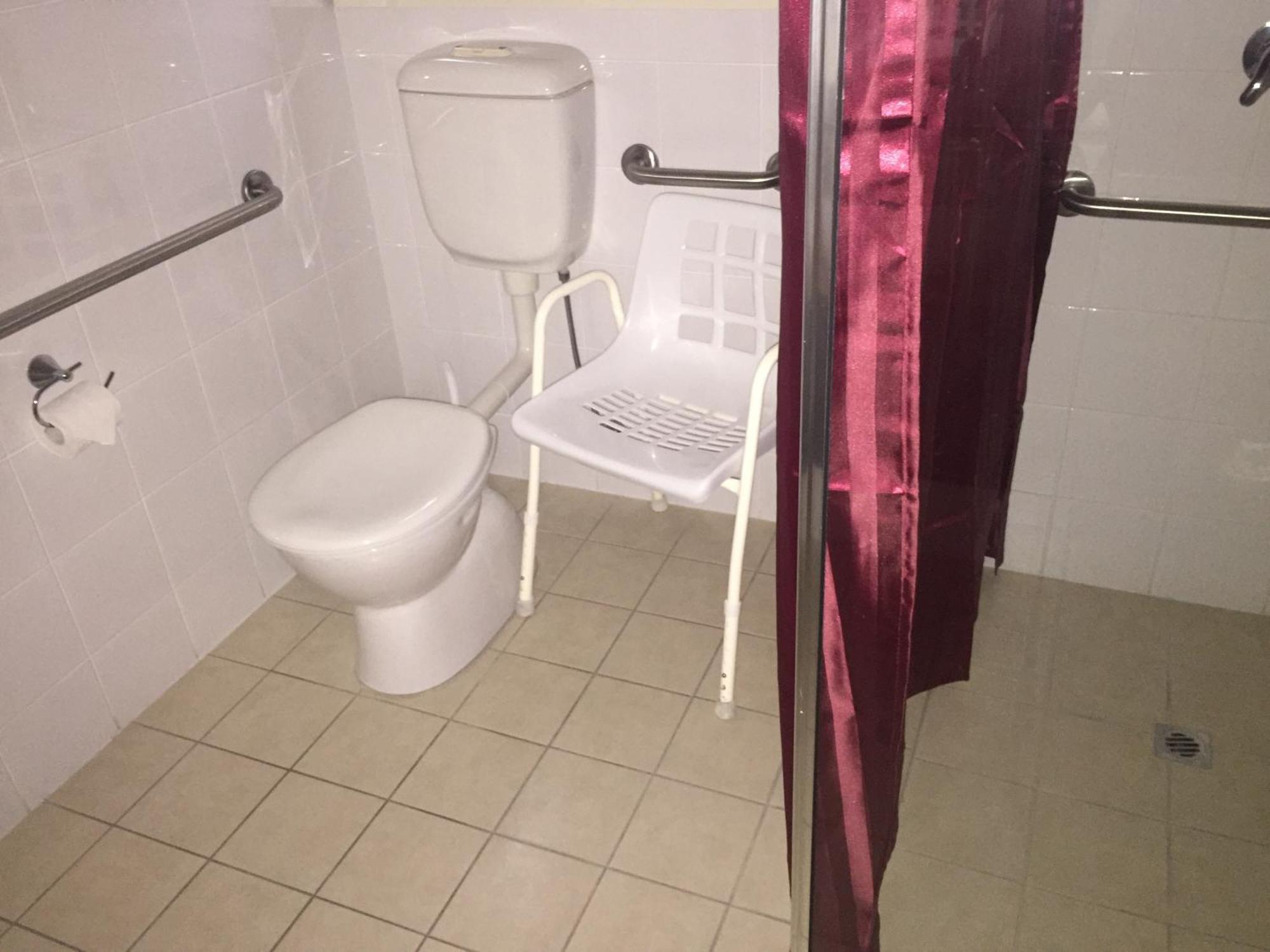알렉산더 카메론 스위트 페놀라 외부 사진